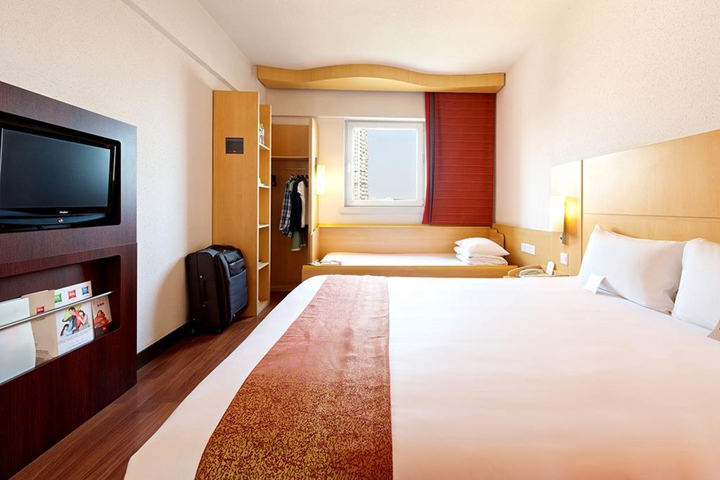 Ibis Ningbo Qianhu Plaza Hotel Exterior foto